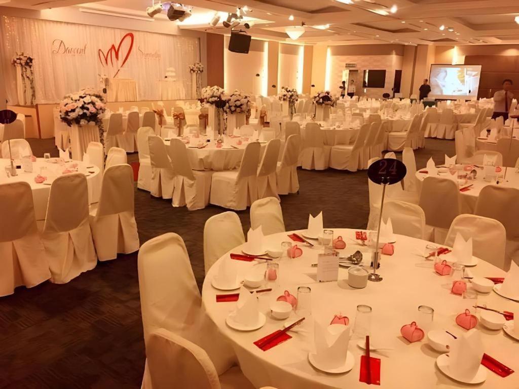 The Landmark Hotel Batu Pahat Kültér fotó