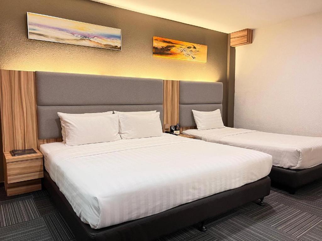 The Landmark Hotel Batu Pahat Kültér fotó